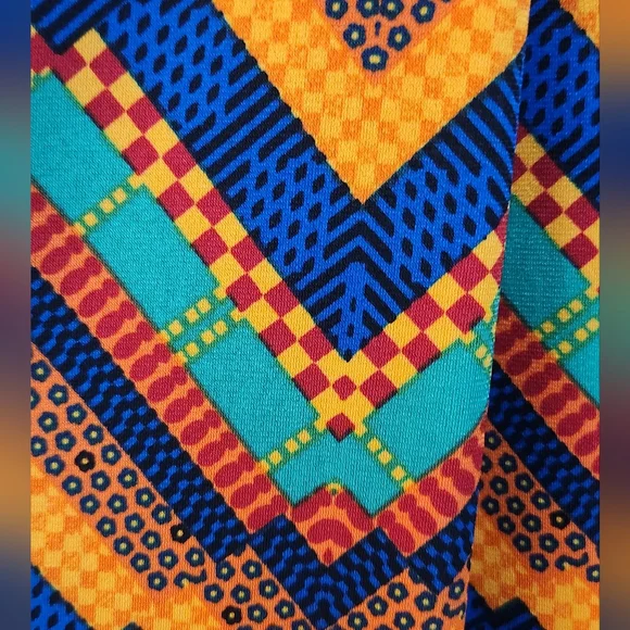 LULAROE XL pleated full SKIRT - Picture 2 of 4